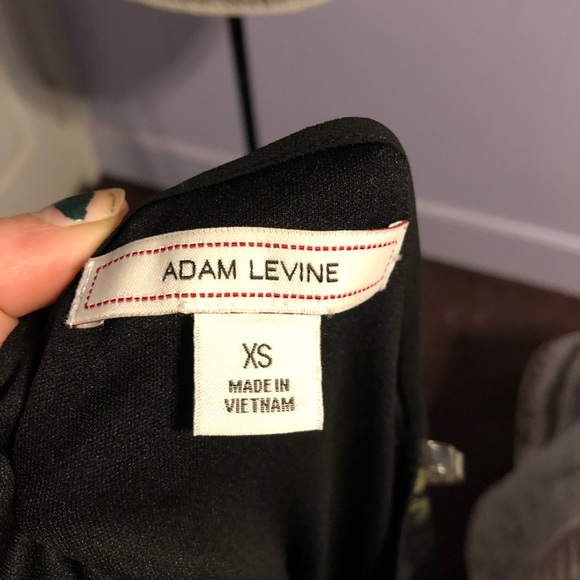 Faux wrap dress - Picture 7 of 8